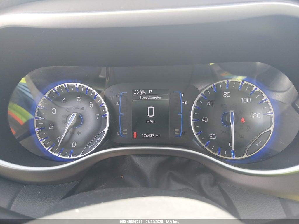 2C4RC1BG6HR753225 2017 CHRYSLER PACIFICA photo no. 7