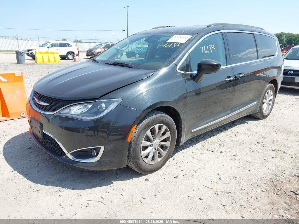 2C4RC1BG2HR510589 2017 CHRYSLER PACIFICA photo no. 2