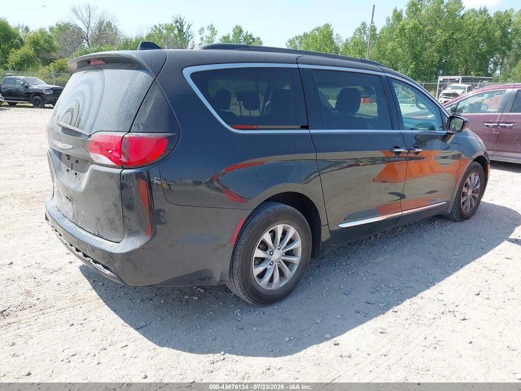 2C4RC1BG2HR510589 2017 CHRYSLER PACIFICA photo no. 4