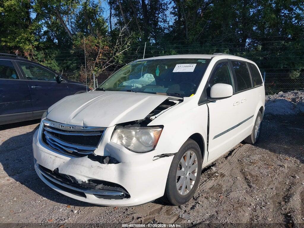 2C4RC1BG1DR681523 2013 CHRYSLER TOWN & COUNTRY photo no. 2