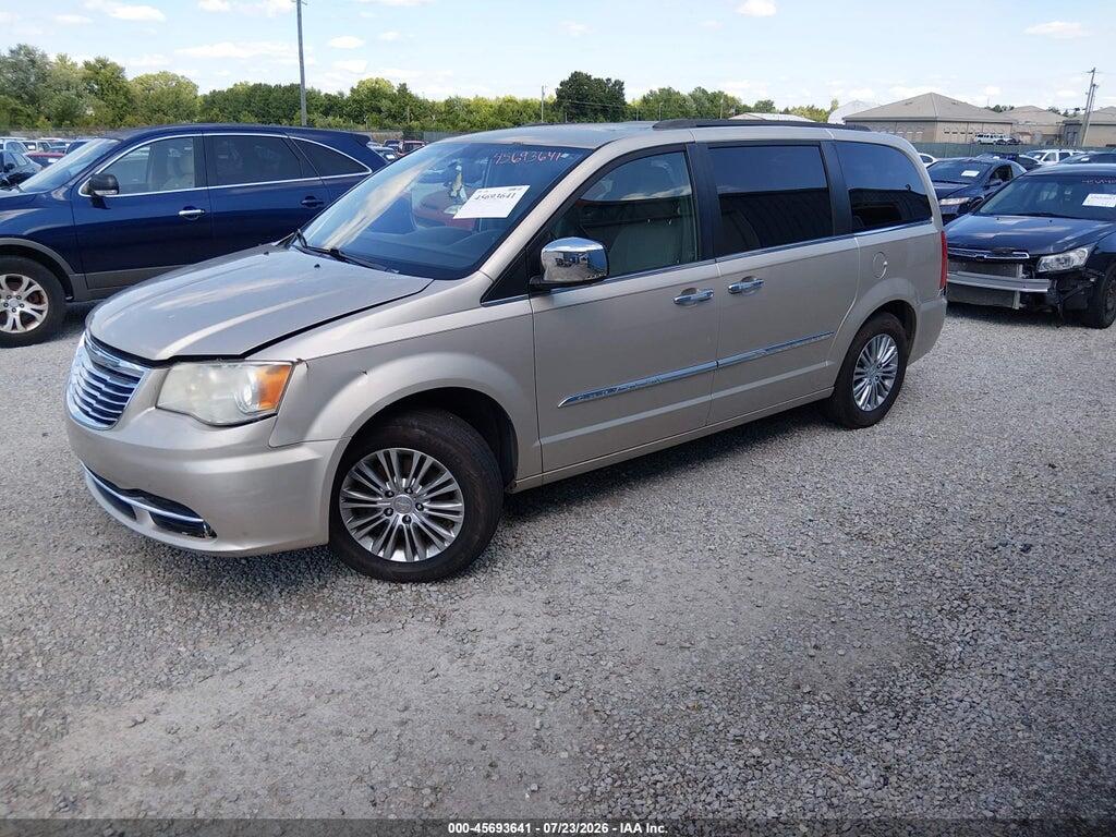 2C4RC1CG3DR571832 2013 CHRYSLER TOWN & COUNTRY photo no. 2