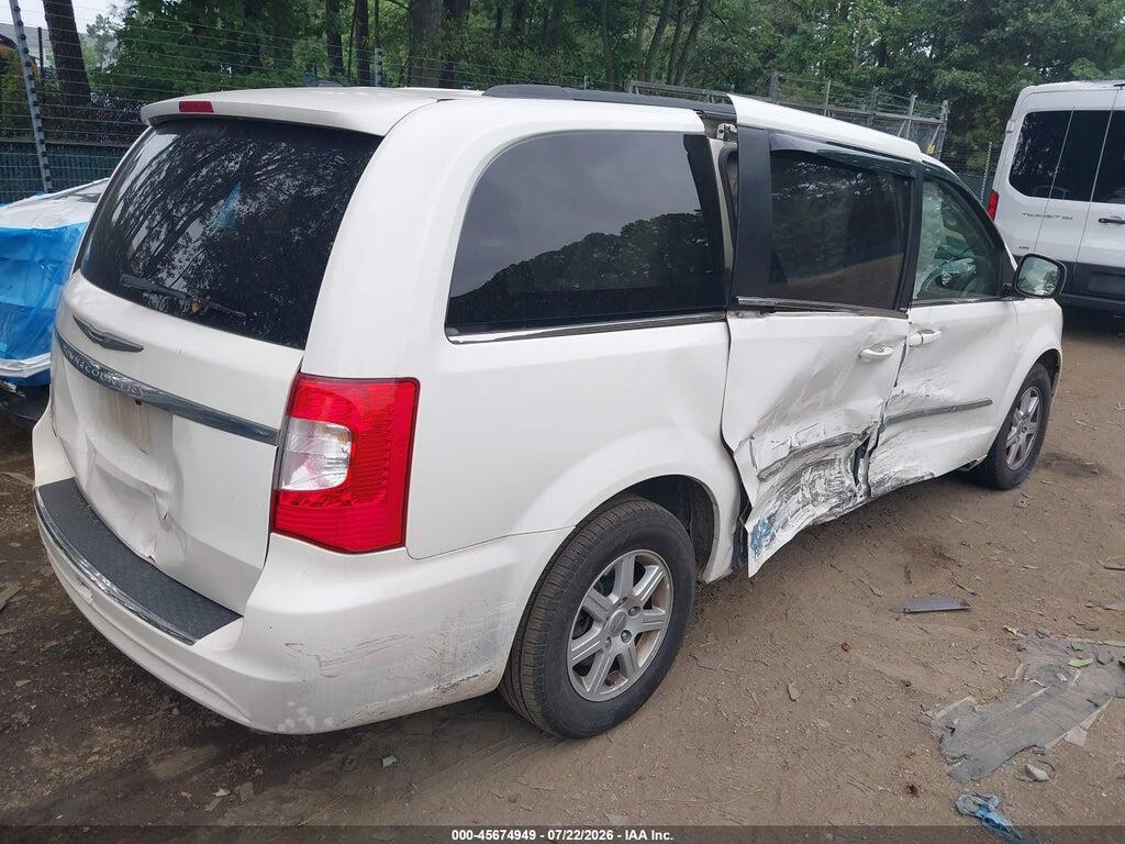 2C4RC1BG1DR584385 2013 CHRYSLER TOWN & COUNTRY photo no. 4