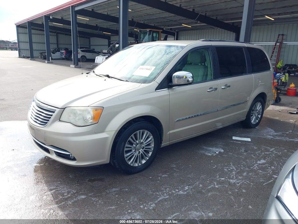 2C4RC1CG0DR535399 2013 CHRYSLER TOWN & COUNTRY photo no. 2