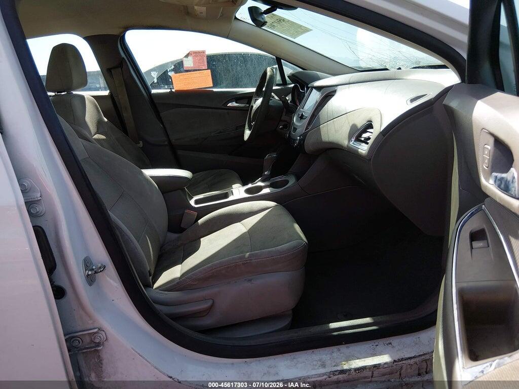 1G1BC5SM8G7305561 2016 CHEVROLET CRUZE photo no. 5