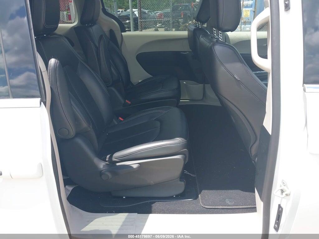 2C4RC1L72PR562592 2023 CHRYSLER PACIFICA HYBRID photo no. 8