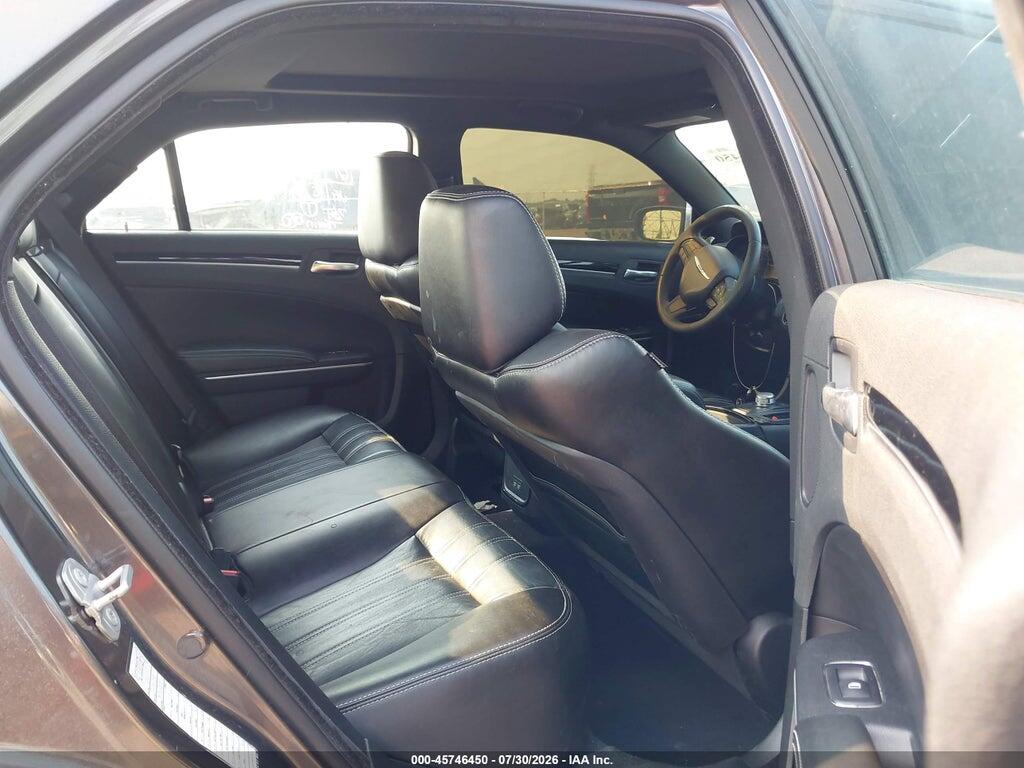 2C3CCABG1PH537605 2023 CHRYSLER 300 photo no. 8