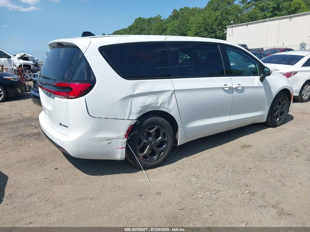 2C4RC1L70PR543104 2023 CHRYSLER PACIFICA HYBRID photo no. 4
