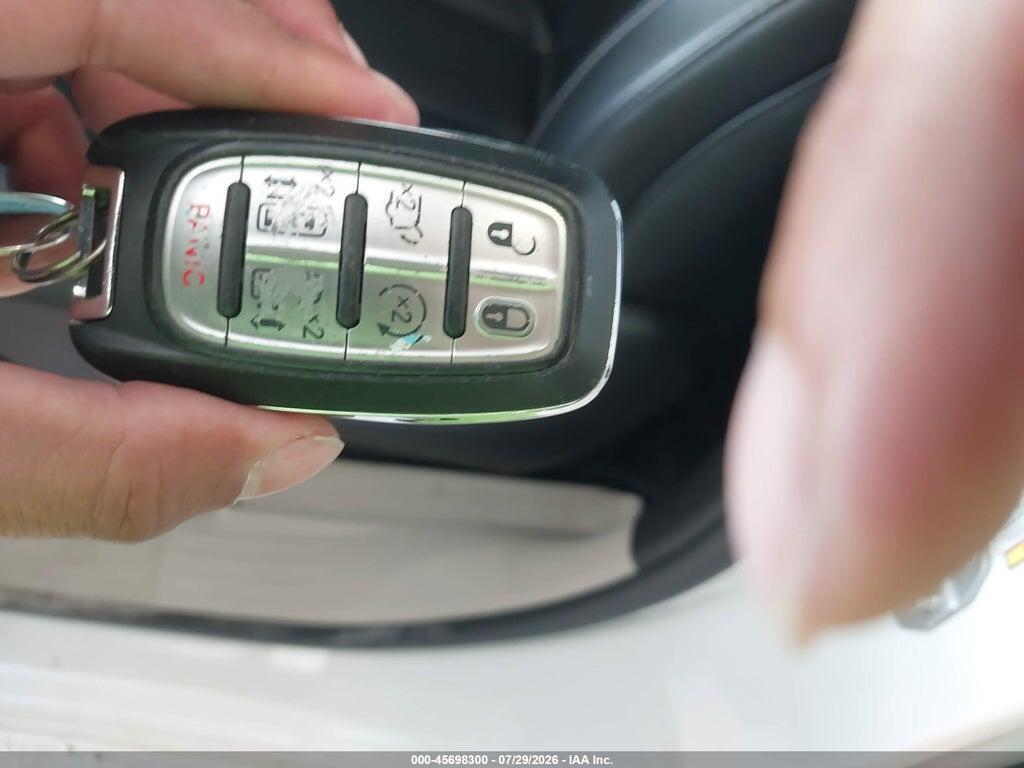 2C4RC1BG0PR502604 2023 CHRYSLER PACIFICA photo no. 11