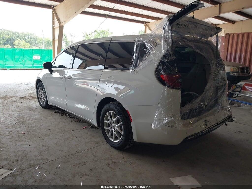 2C4RC1BG0PR502604 2023 CHRYSLER PACIFICA photo no. 3