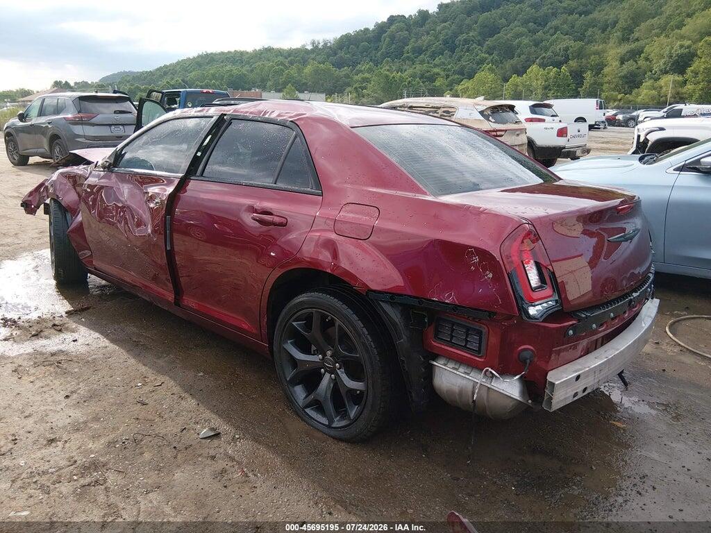 2C3CCAAG6PH561187 2023 CHRYSLER 300 photo no. 3