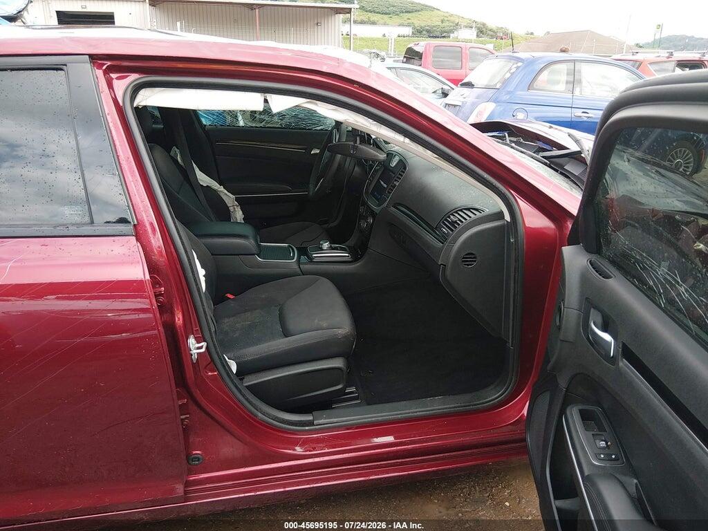 2C3CCAAG6PH561187 2023 CHRYSLER 300 photo no. 5