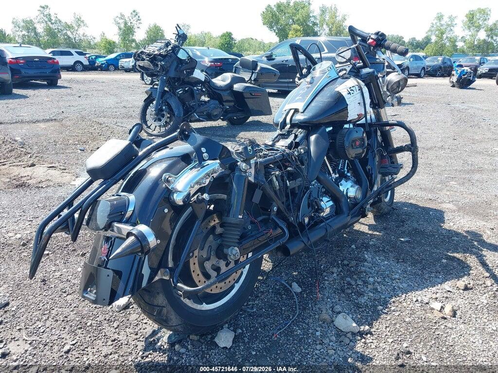 1HD1FHM11AB672271 2010 HARLEY-DAVIDSON FLHP photo no. 4