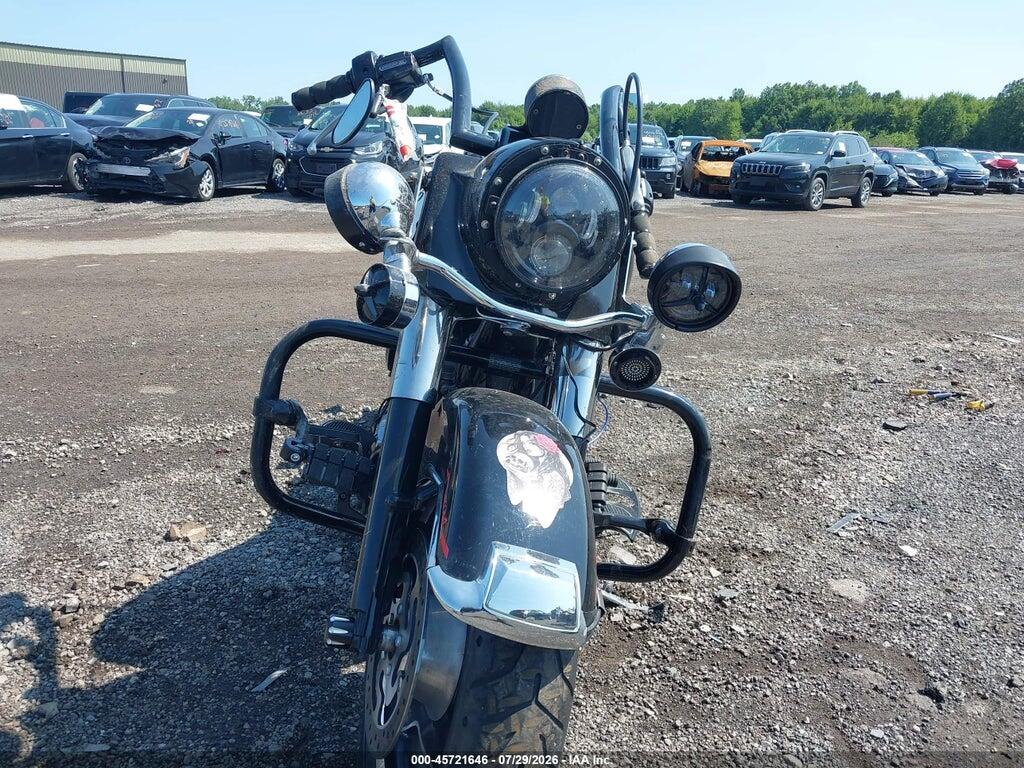 1HD1FHM11AB672271 2010 HARLEY-DAVIDSON FLHP photo no. 5