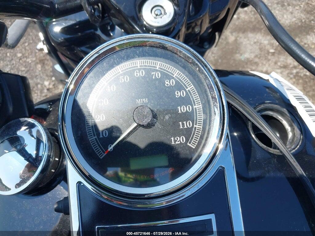 1HD1FHM11AB672271 2010 HARLEY-DAVIDSON FLHP photo no. 7