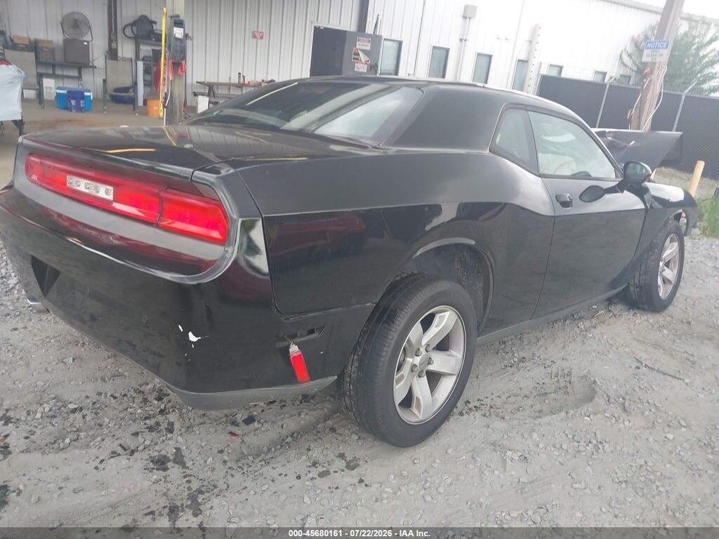 2C3CDYAG5DH695173 2013 DODGE CHALLENGER photo no. 4