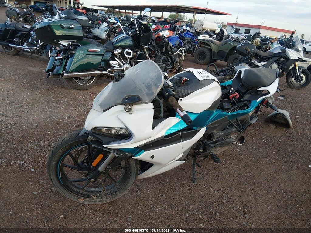 LCEPDPL39N6001007 2022 CF MOTO 300NK photo no. 2