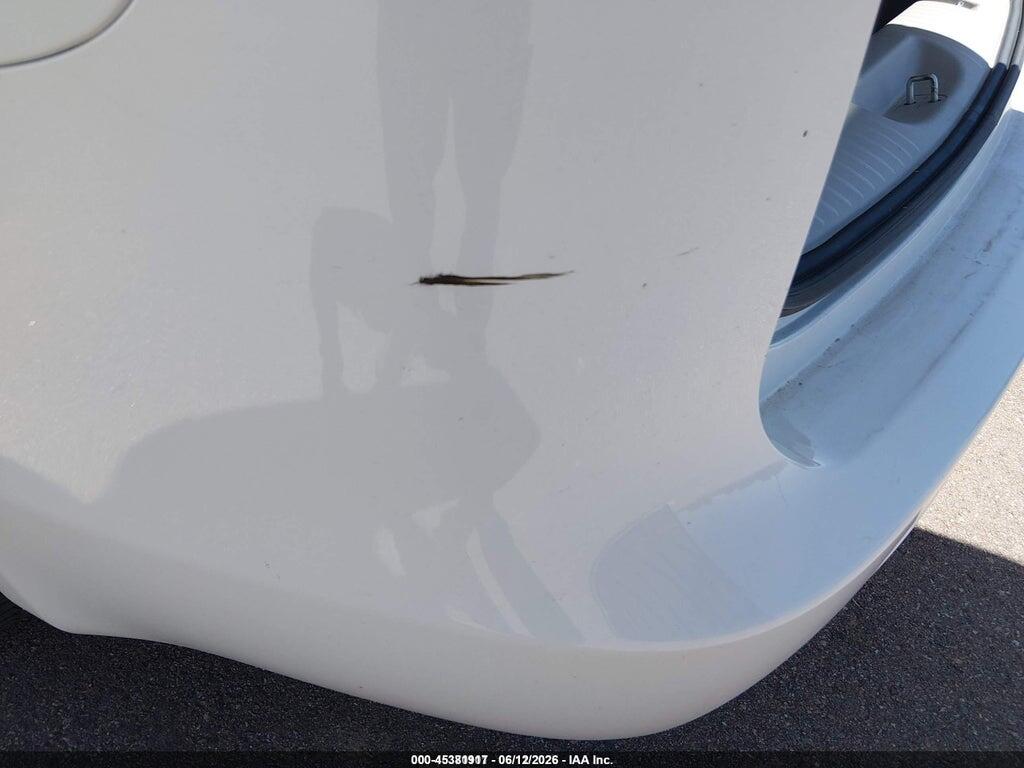 2C4RC1CG6NR127829 2022 CHRYSLER VOYAGER photo no. 6