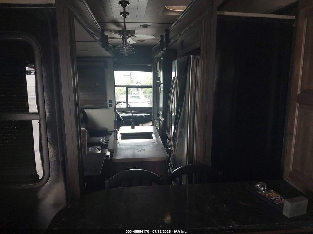 4YDF39220K9310164 2019 CROSSROADS CAMEO 3921BR photo no. 5