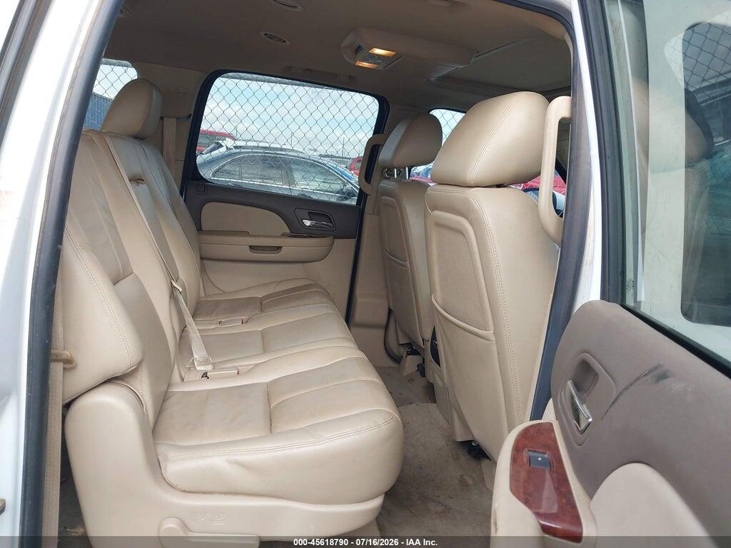 1GNSCJE04ER231413 2014 CHEVROLET SUBURBAN photo no. 8