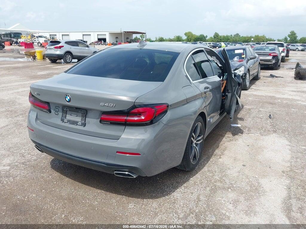 WBA73BJ01MCH02896 2021 BMW 5 SERIES photo no. 4