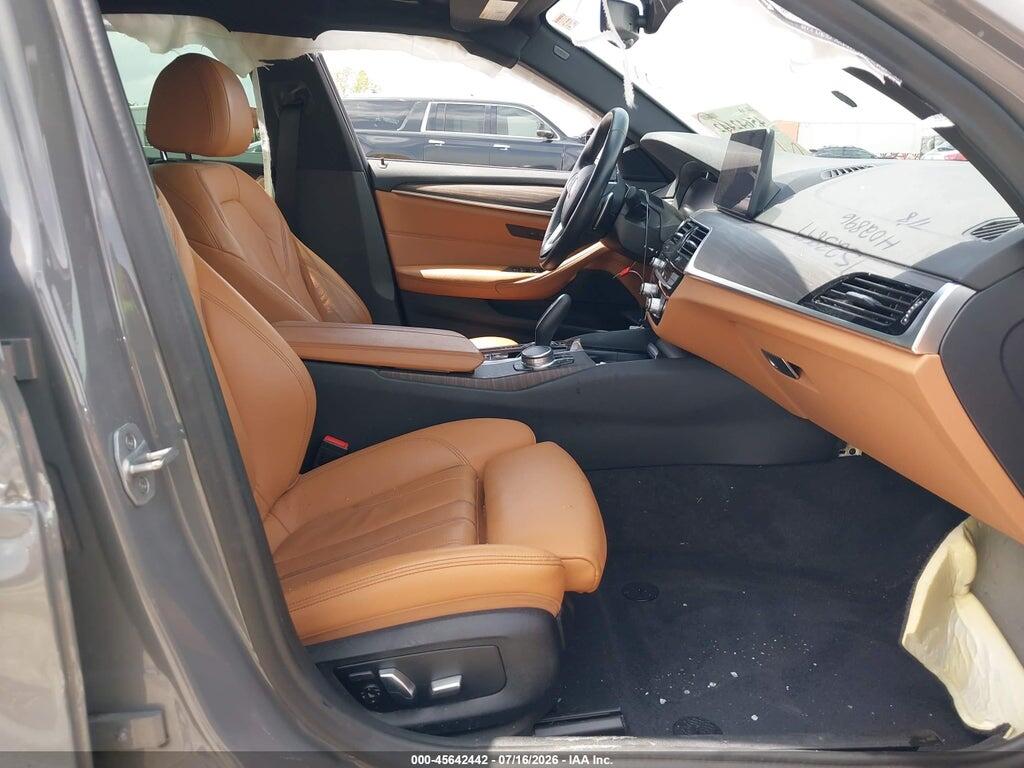 WBA73BJ01MCH02896 2021 BMW 5 SERIES photo no. 5