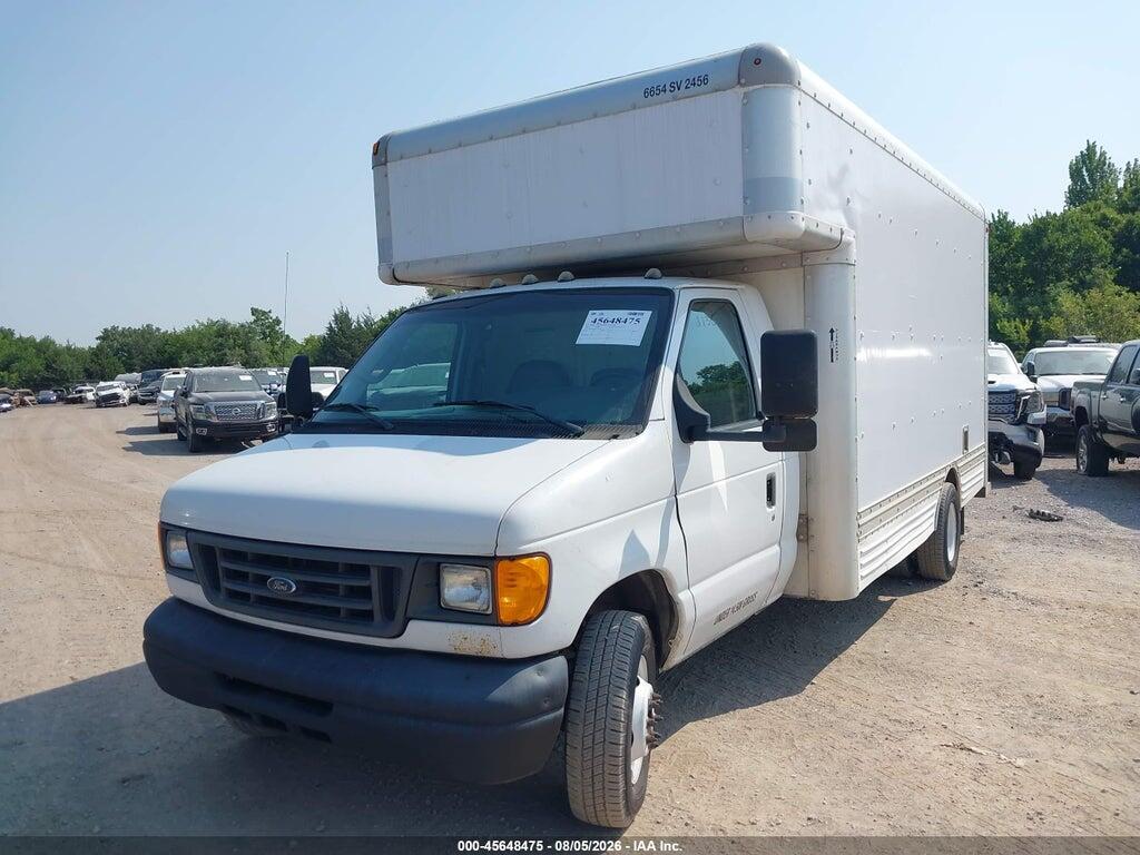 1FDXE45S87DA76226 2007 FORD E-450 CUTAWAY photo no. 2