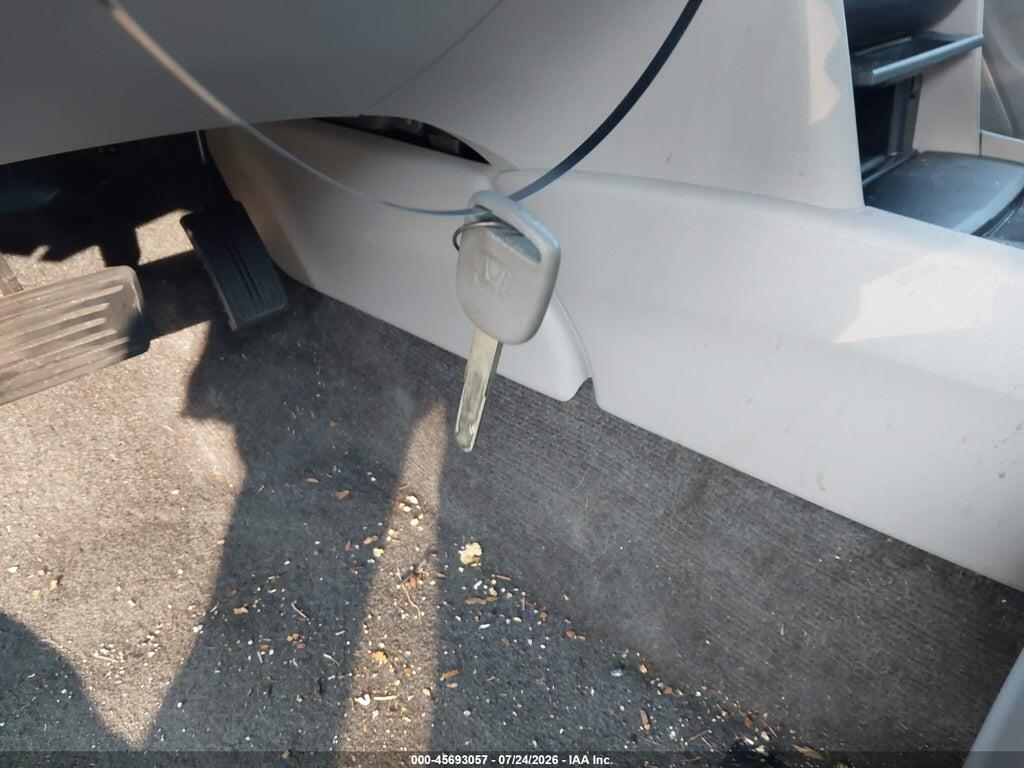 1HGCP3F86AA025747 2010 HONDA ACCORD photo no. 11