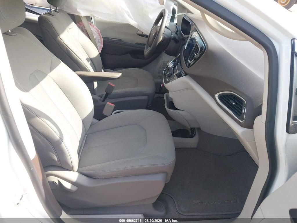 2C4RC1DG7HR777045 2017 CHRYSLER PACIFICA photo no. 5