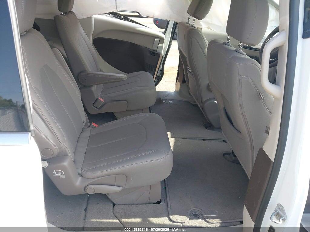 2C4RC1DG7HR777045 2017 CHRYSLER PACIFICA photo no. 8