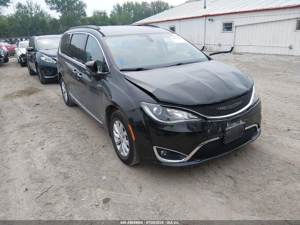 2C4RC1BG4HR720031 2017 CHRYSLER PACIFICA photo no. 1