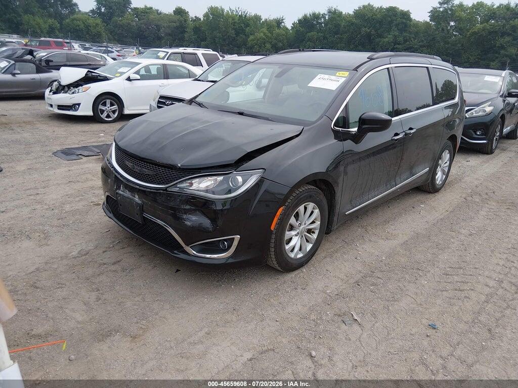 2C4RC1BG4HR720031 2017 CHRYSLER PACIFICA photo no. 2