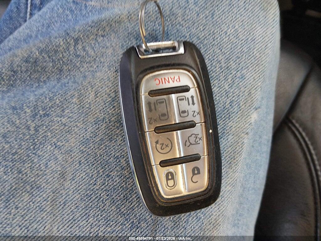 2C4RC1BG3HR635066 2017 CHRYSLER PACIFICA photo no. 11