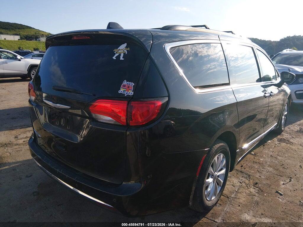 2C4RC1BG3HR635066 2017 CHRYSLER PACIFICA photo no. 4