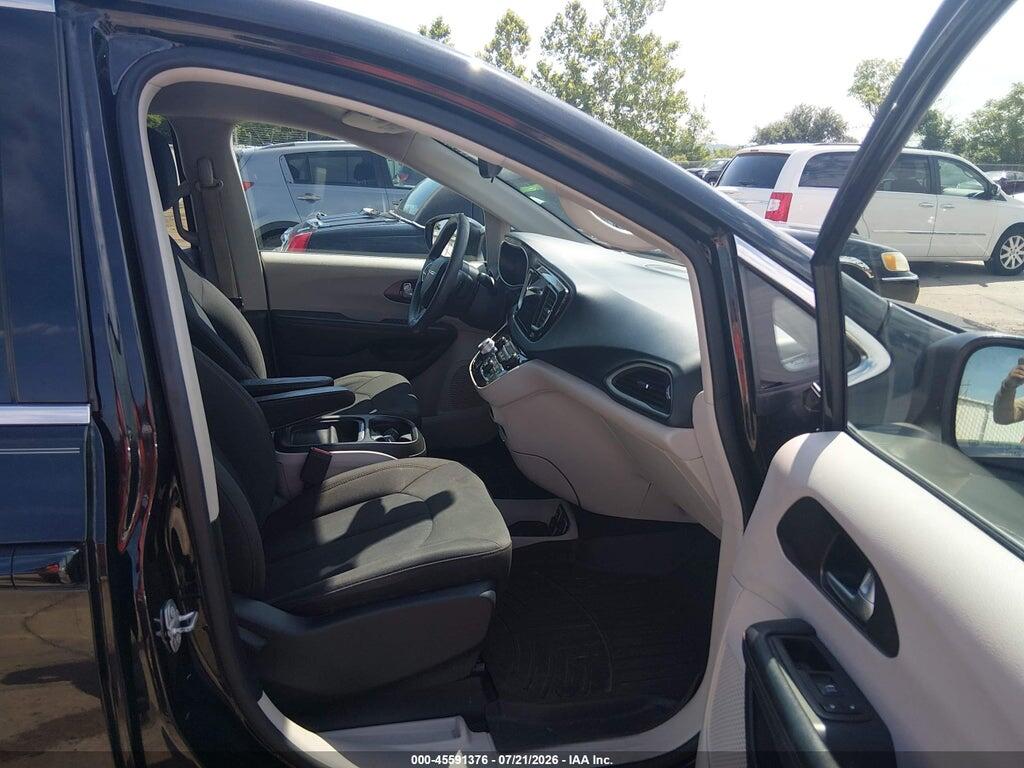 2C4RC1BG3HR771827 2017 CHRYSLER PACIFICA photo no. 5