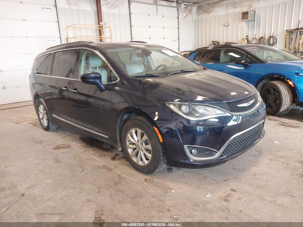 2C4RC1BG7HR823573 2017 CHRYSLER PACIFICA photo no. 1