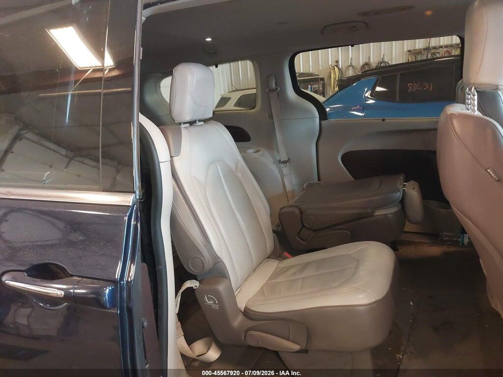 2C4RC1BG7HR823573 2017 CHRYSLER PACIFICA photo no. 8