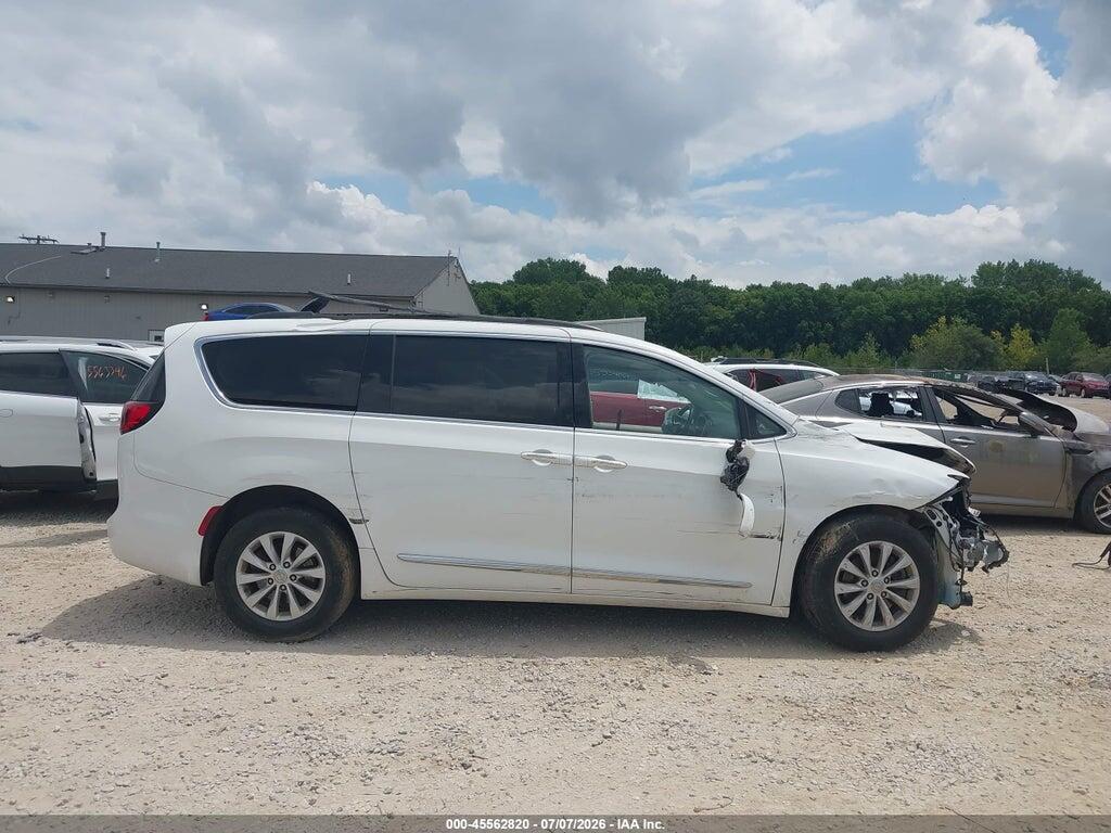 2C4RC1BG5HR656565 2017 CHRYSLER PACIFICA photo no. 12