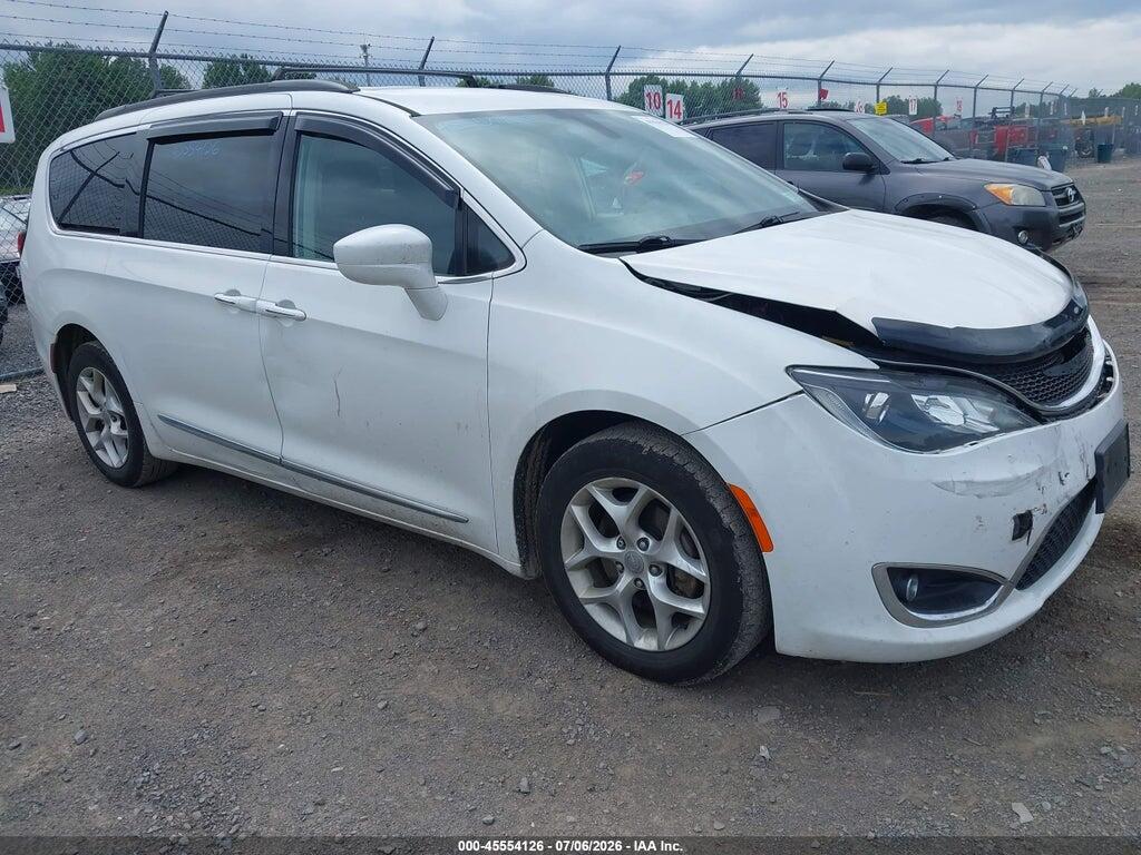 2C4RC1BG3HR784898 2017 CHRYSLER PACIFICA photo no. 1