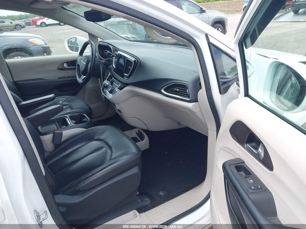 2C4RC1BG3HR784898 2017 CHRYSLER PACIFICA photo no. 5
