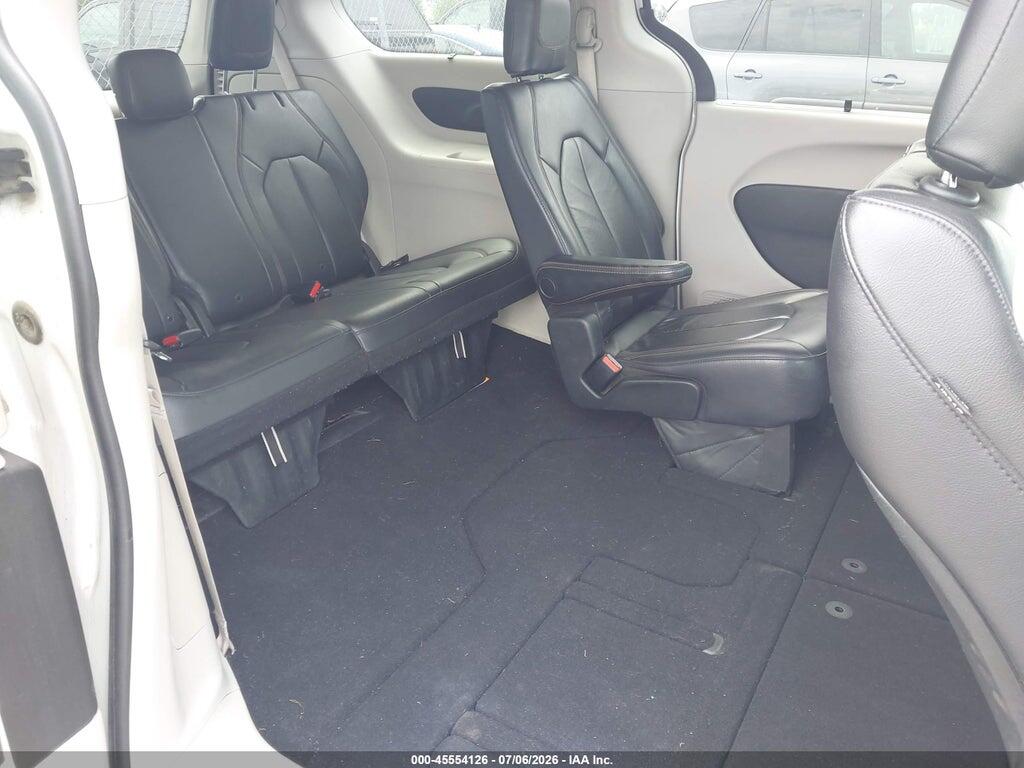 2C4RC1BG3HR784898 2017 CHRYSLER PACIFICA photo no. 8