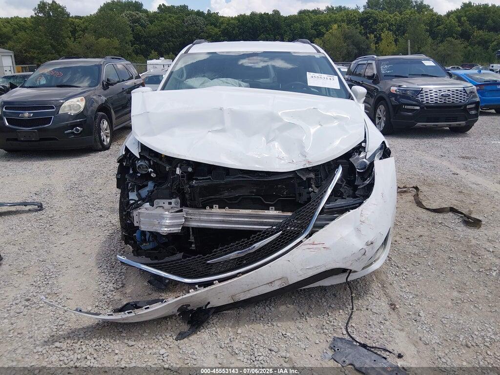 2C4RC1BG4HR809906 2017 CHRYSLER PACIFICA photo no. 12
