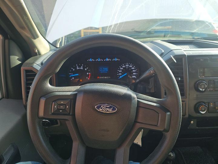 1FT8W3B60HED95980 2017 FORD F350 photo no. 9