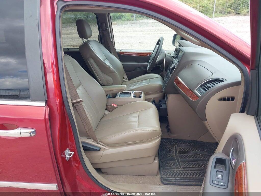 2C4RC1BGXER423616 2014 CHRYSLER TOWN & COUNTRY photo no. 5