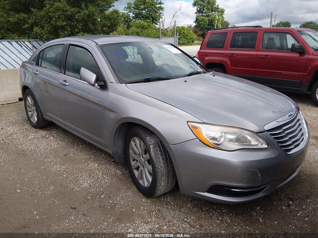 1C3CCBBG6EN105795 2014 CHRYSLER 200 photo no. 1