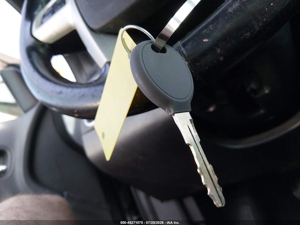 1C3CCBBG6EN105795 2014 CHRYSLER 200 photo no. 11