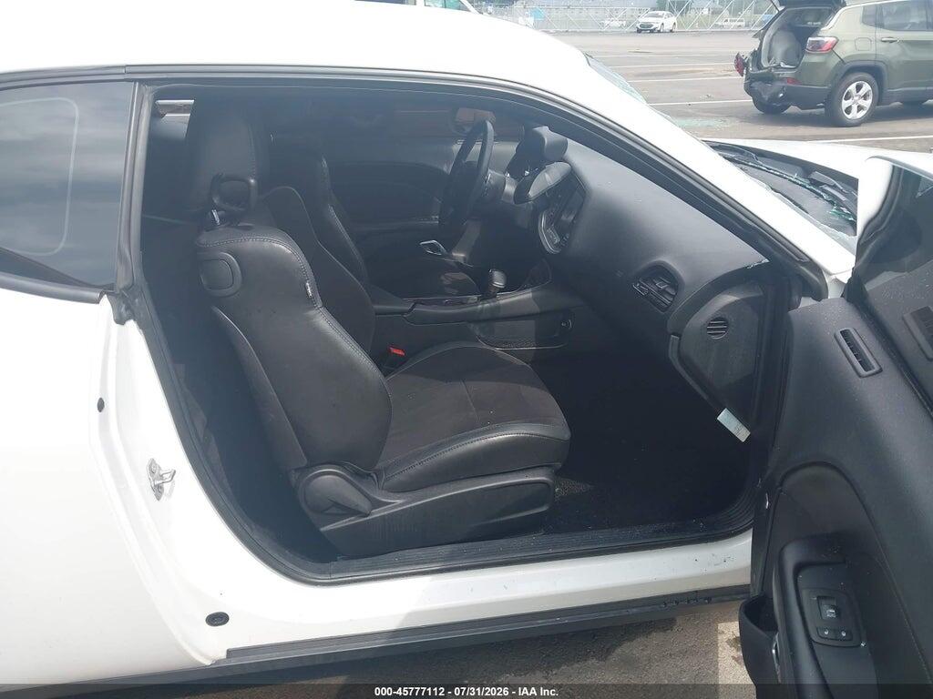 2C3CDZFJ8HH636408 2017 DODGE CHALLENGER photo no. 5