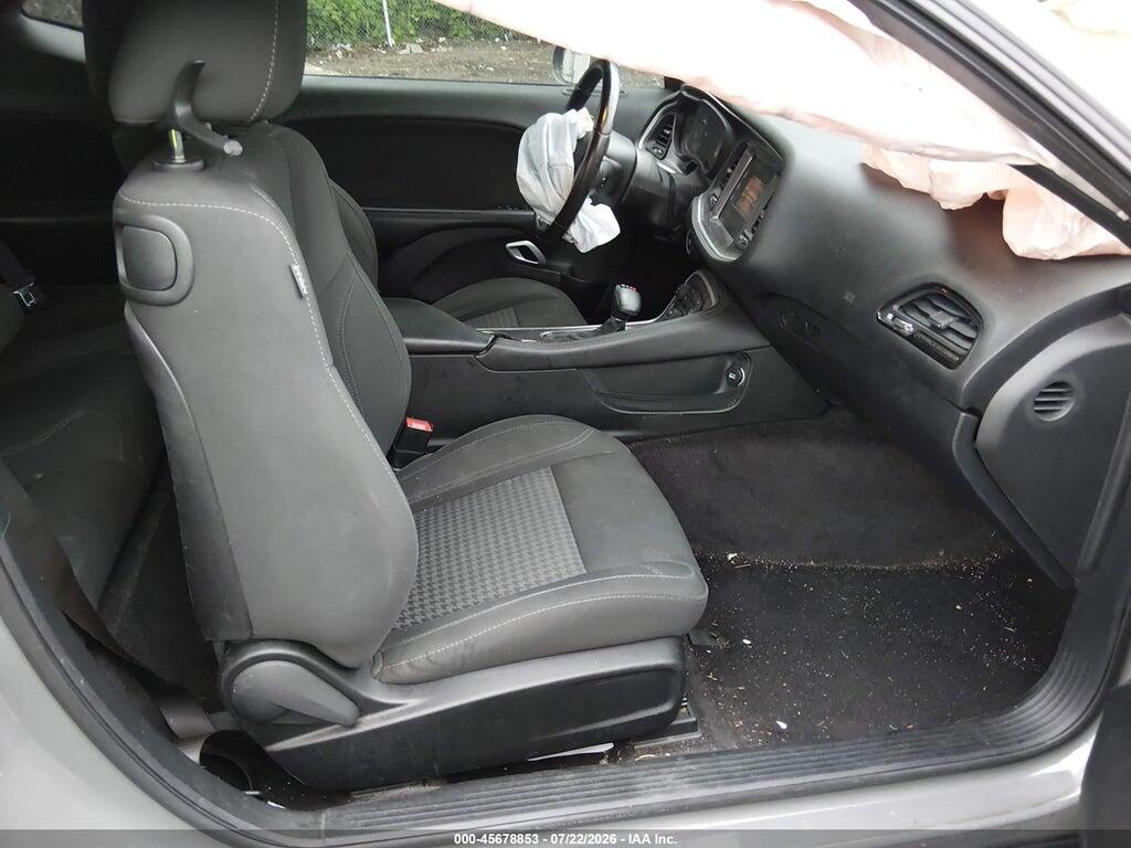 2C3CDZBT4HH610895 2017 DODGE CHALLENGER photo no. 5