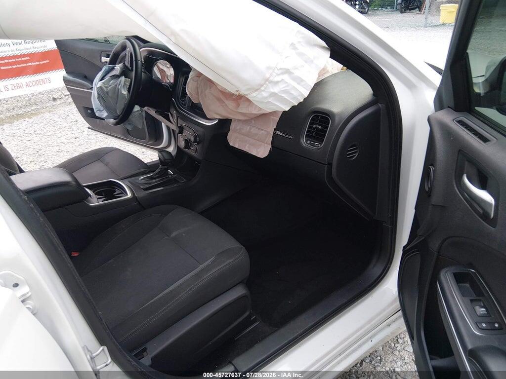 2C3CDXBGXHH657016 2017 DODGE CHARGER photo no. 5
