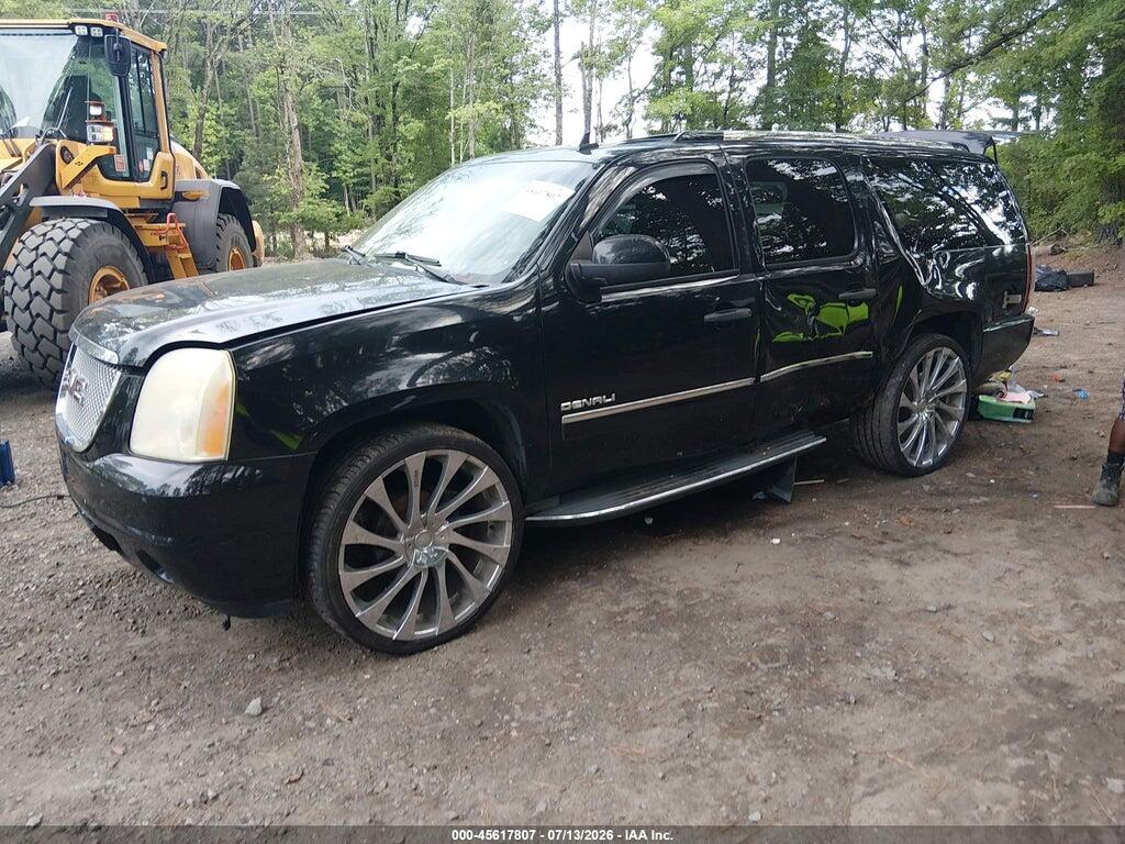 1GKS2MEF1BR117645 2011 GMC YUKON XL 1500 photo no. 2