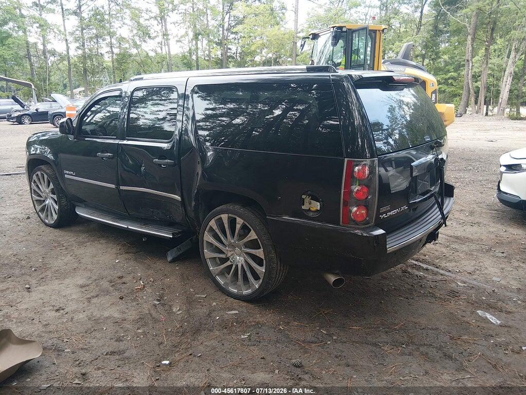 1GKS2MEF1BR117645 2011 GMC YUKON XL 1500 photo no. 3